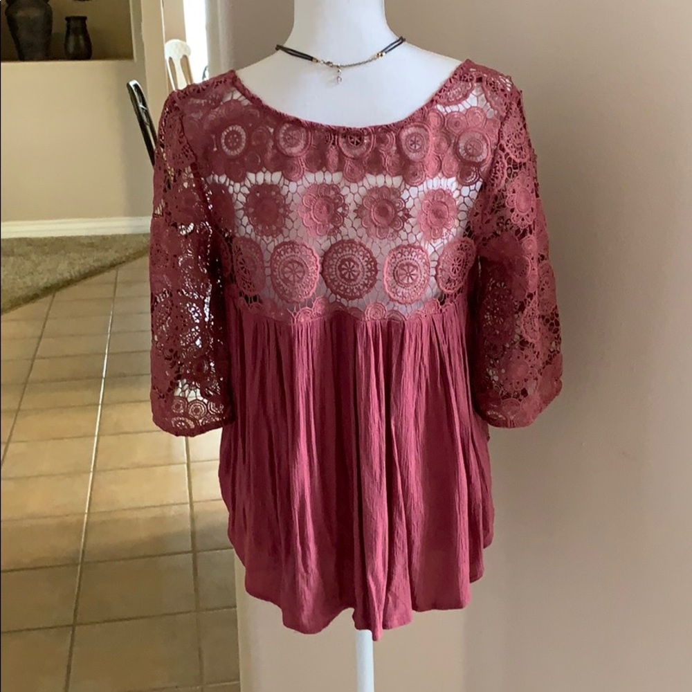 American Eagle top - Picture 2 of 6